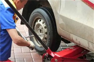 盐湖附近拖车24小时服务热线电话