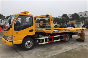 盐湖哪里有拖车服务