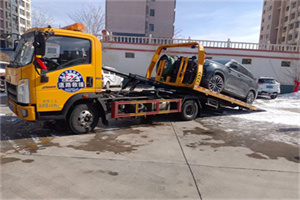 盐湖救援拖车费用怎么算